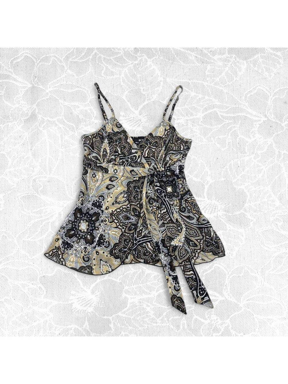 BCX Women's Paisley Print Butterfly Hem Camisole Top with Tie Detail - Large